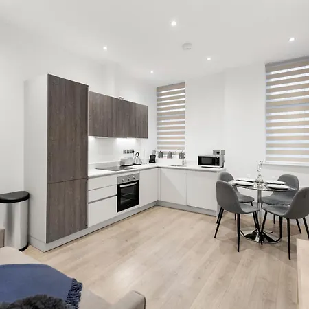Welcoming And Spacious Apartment- Excellent Location London Exterior photo